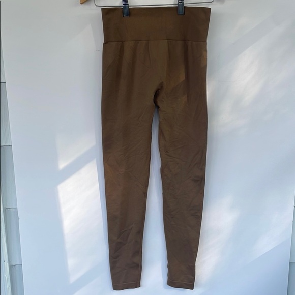 PrettyLittleThing Chocolate Mocha Brown Basic Seamless High Waist Gym Leggings M - Picture 1 of 9